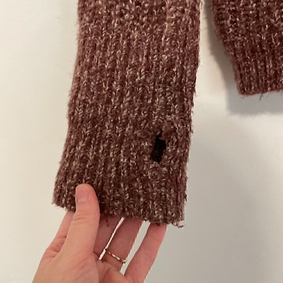 EXPRESS Purple White Marled Fuzzy Chunky Knit Thumbholes Round Neck Sweater XS - Picture 8 of 12